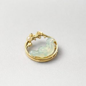 Natural Jadeite Pendant "Xiang Yun"