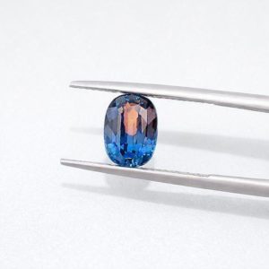 3.01ct Natural Unheated Bi-colour Blue & Orange Sapphire Cushion Cut