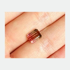 Natural Bi-color Tourmaline 1.88ct