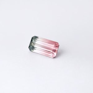 Natural Bi-color Tourmaline 2.92ct