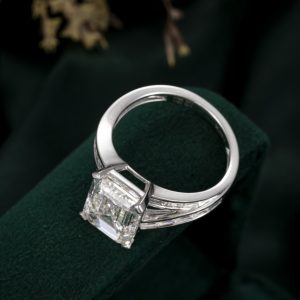 Platinum 900 Lab-Grown Diamond Ring — NK-056