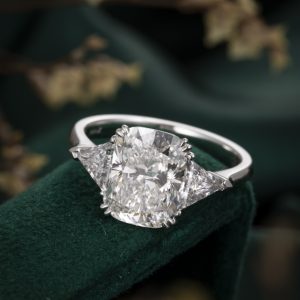 Platinum 900 Lab-Grown Diamond Ring — NK-058