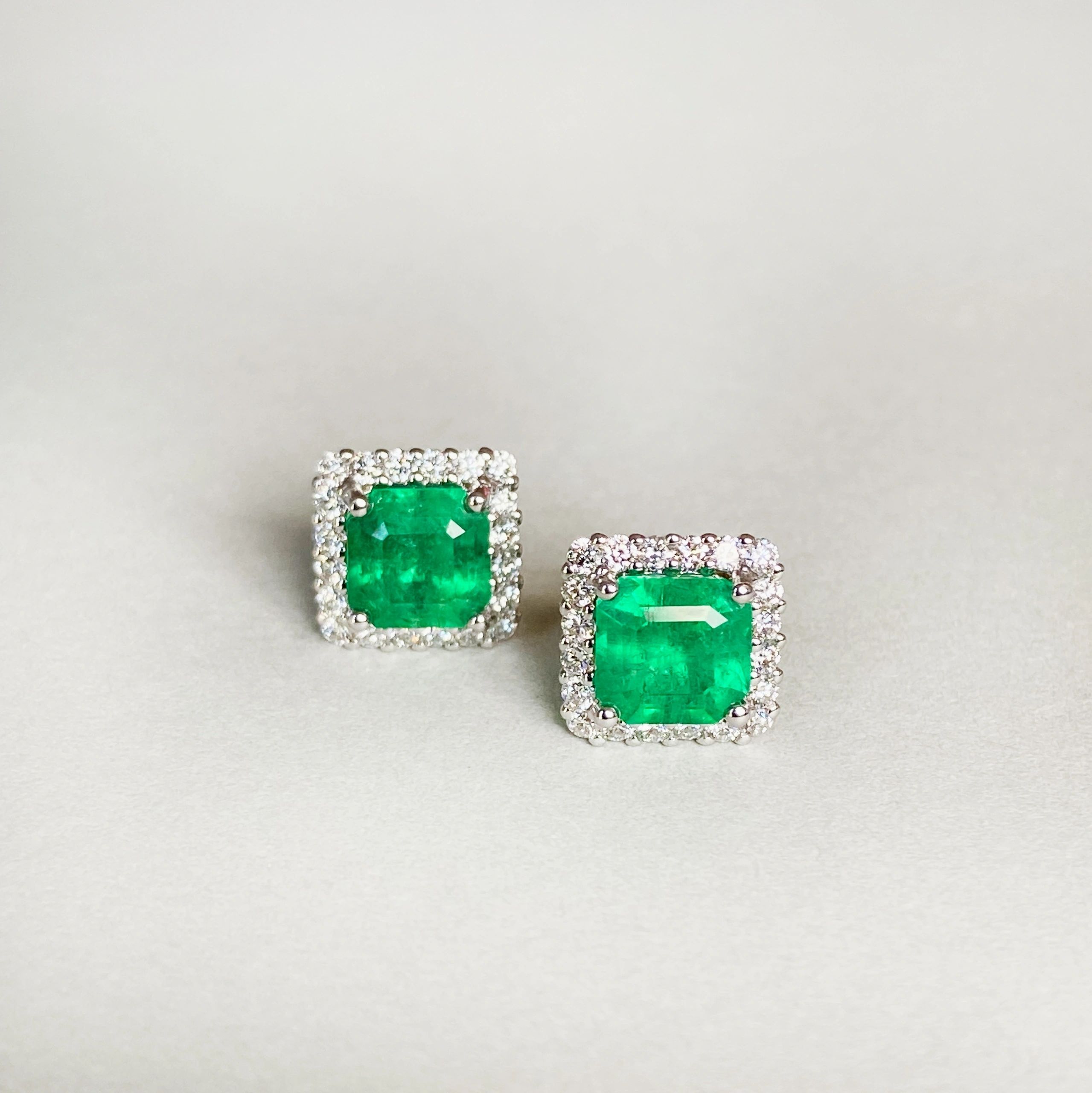 Natural Emerald Earrings with Diamonds